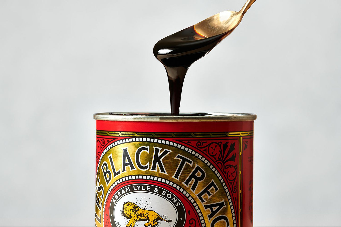 Lyle’s Black Treacle 100g